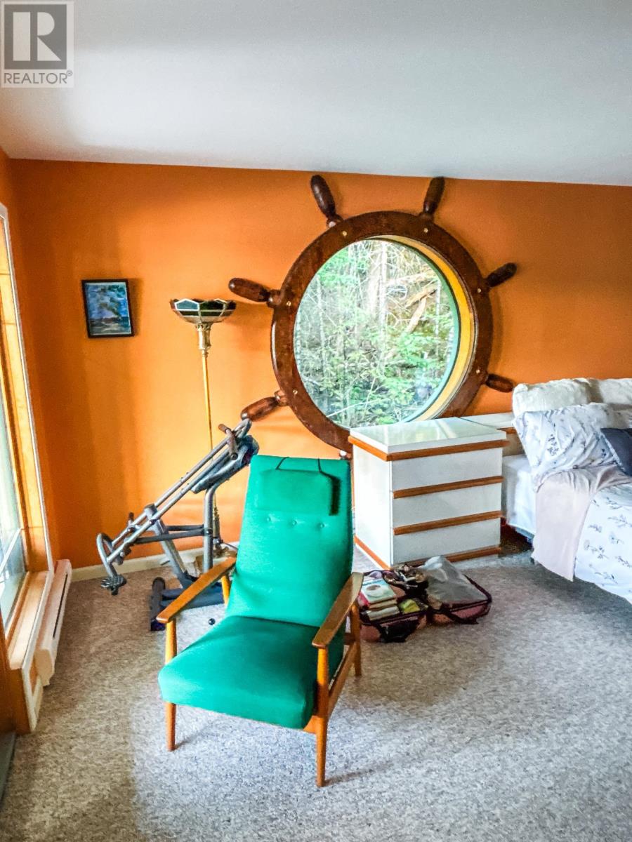 5 Whiskey Jack Way, S Shore Poplar Bay, S Of Kenora, Ontario  P0X 1C0 - Photo 17 - TB252374