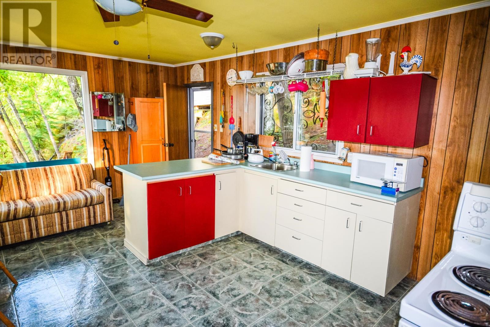5 Whiskey Jack Way, S Shore Poplar Bay, S Of Kenora, Ontario  P0X 1C0 - Photo 46 - TB252374