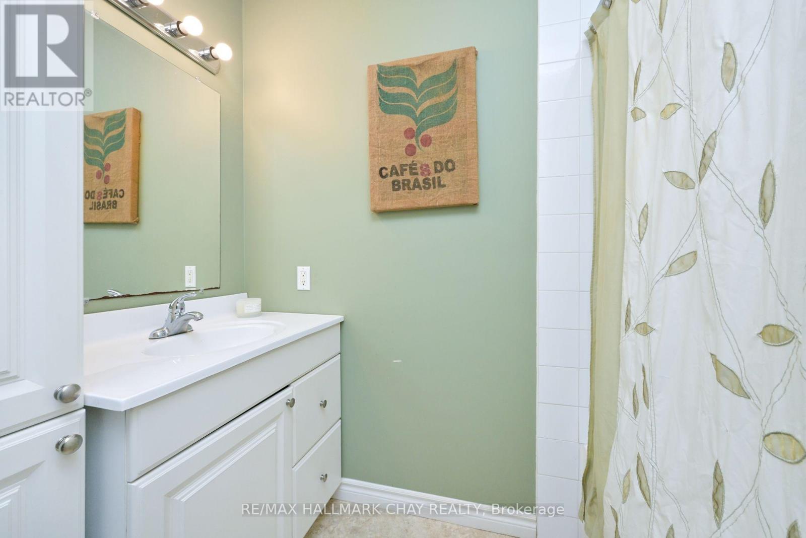 12 Symond Avenue, Oro-Medonte, Ontario  L0L 2E0 - Photo 36 - S12372119