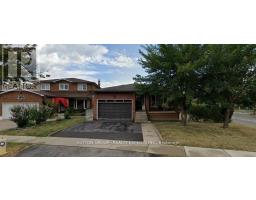 3 Holyoake Crescent, Toronto (West Humber-Clairville), Ca