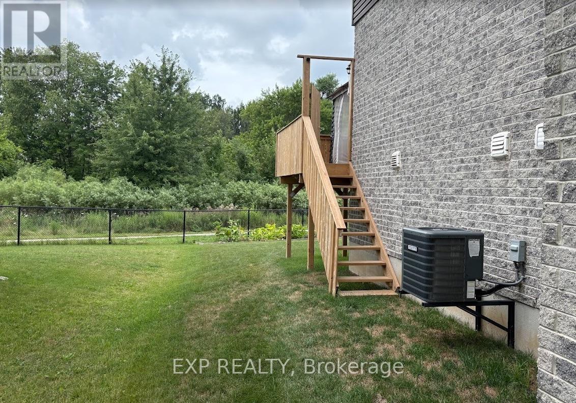 760 Chelton Rd Road, London South, Ontario  N6M 0H8 - Photo 3 - X12372139