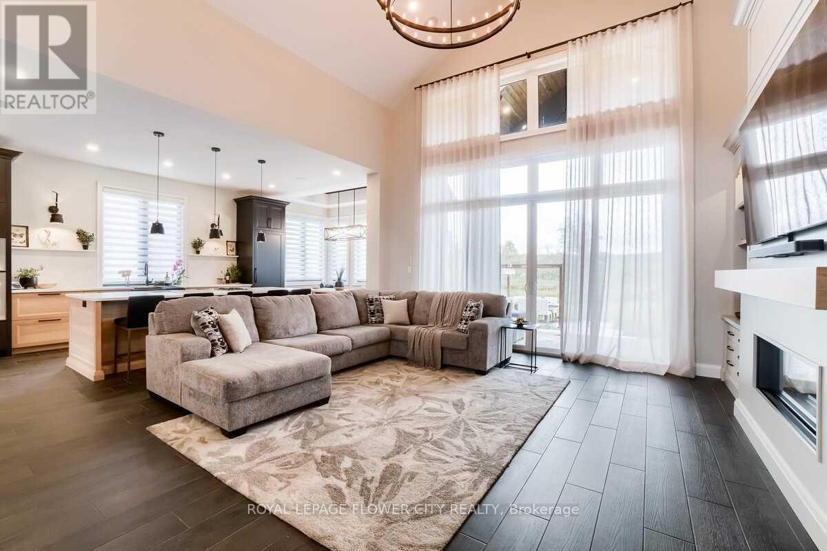 19 Whitcombe Way, Puslinch, Ontario N0B 2C0 - Photo 14 - X12365709