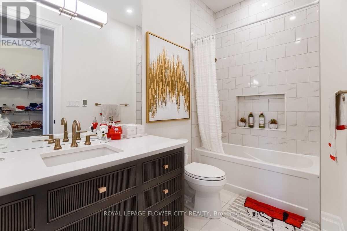 19 Whitcombe Way, Puslinch, Ontario N0B 2C0 - Photo 23 - X12365709