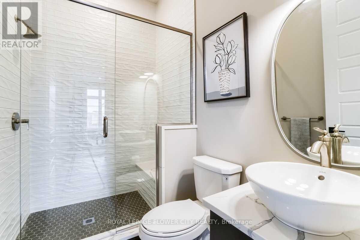 19 Whitcombe Way, Puslinch, Ontario N0B 2C0 - Photo 27 - X12365709