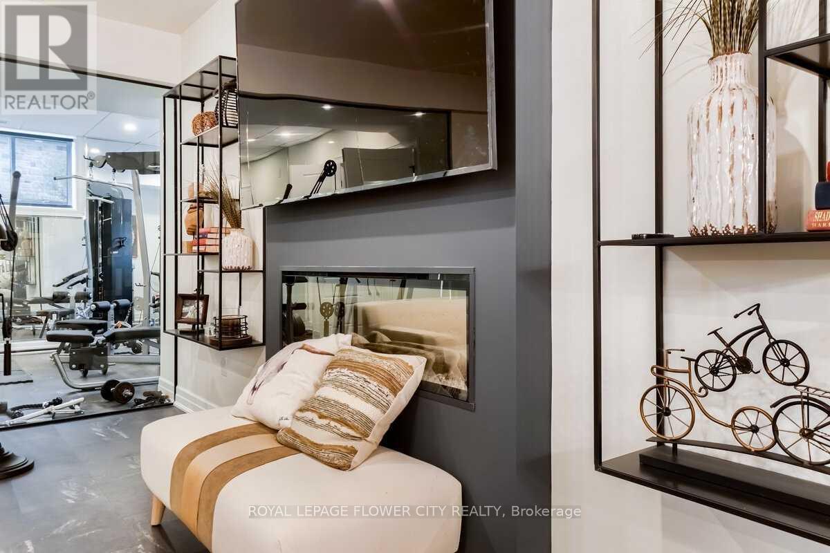 19 Whitcombe Way, Puslinch, Ontario N0B 2C0 - Photo 31 - X12365709