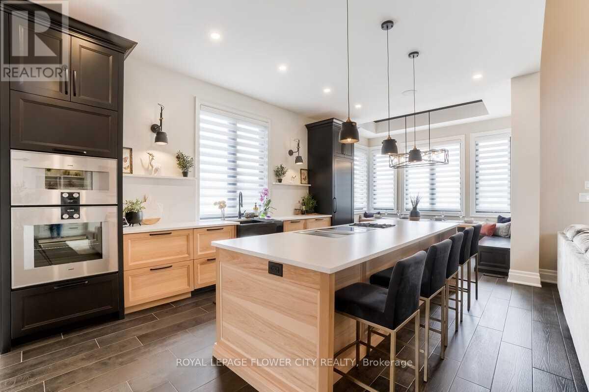 19 Whitcombe Way, Puslinch, Ontario N0B 2C0 - Photo 11 - X12365709