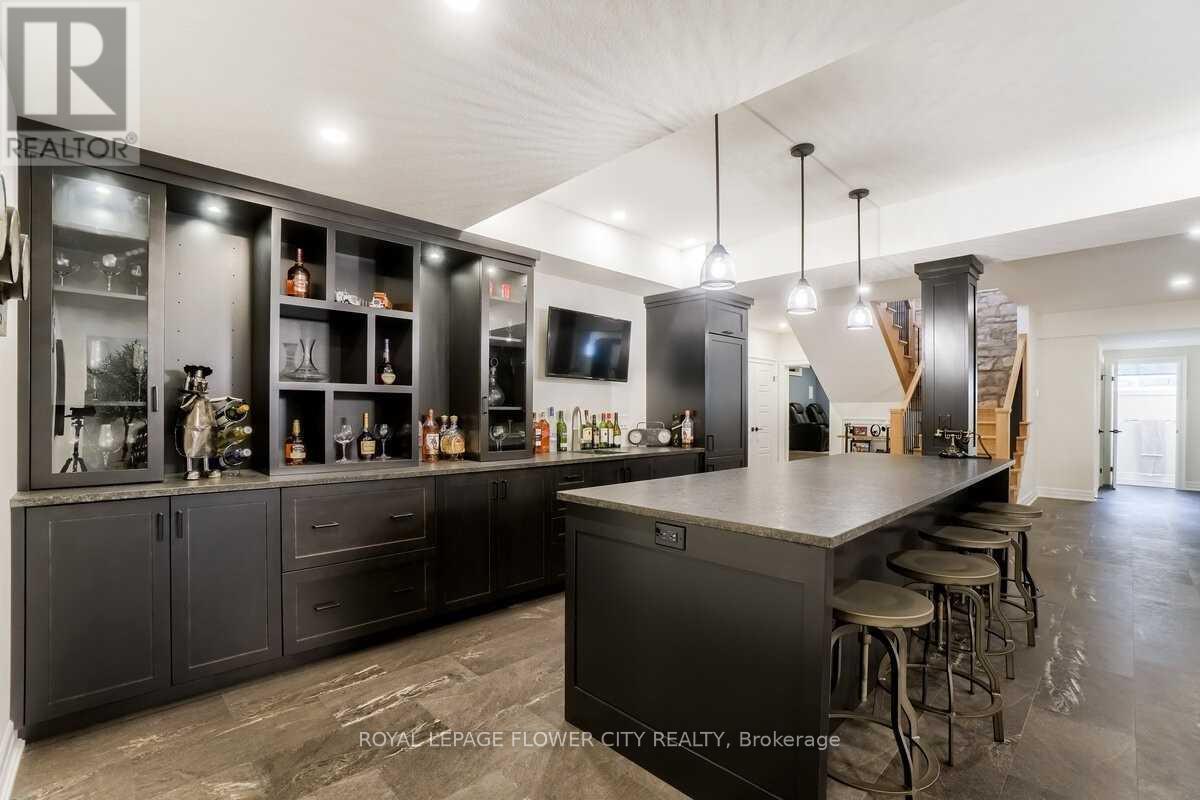 19 Whitcombe Way, Puslinch, Ontario N0B 2C0 - Photo 29 - X12365709