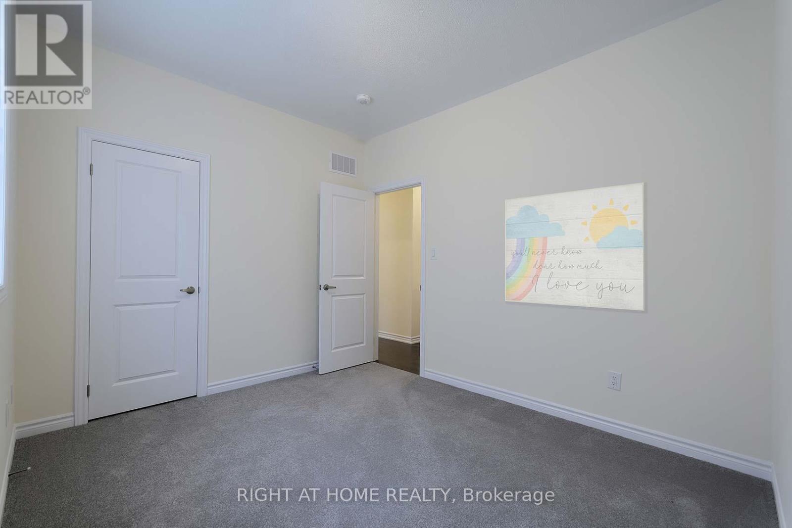 49 Simona Avenue, Wasaga Beach, Ontario  L9Z 0L3 - Photo 25 - S12372144