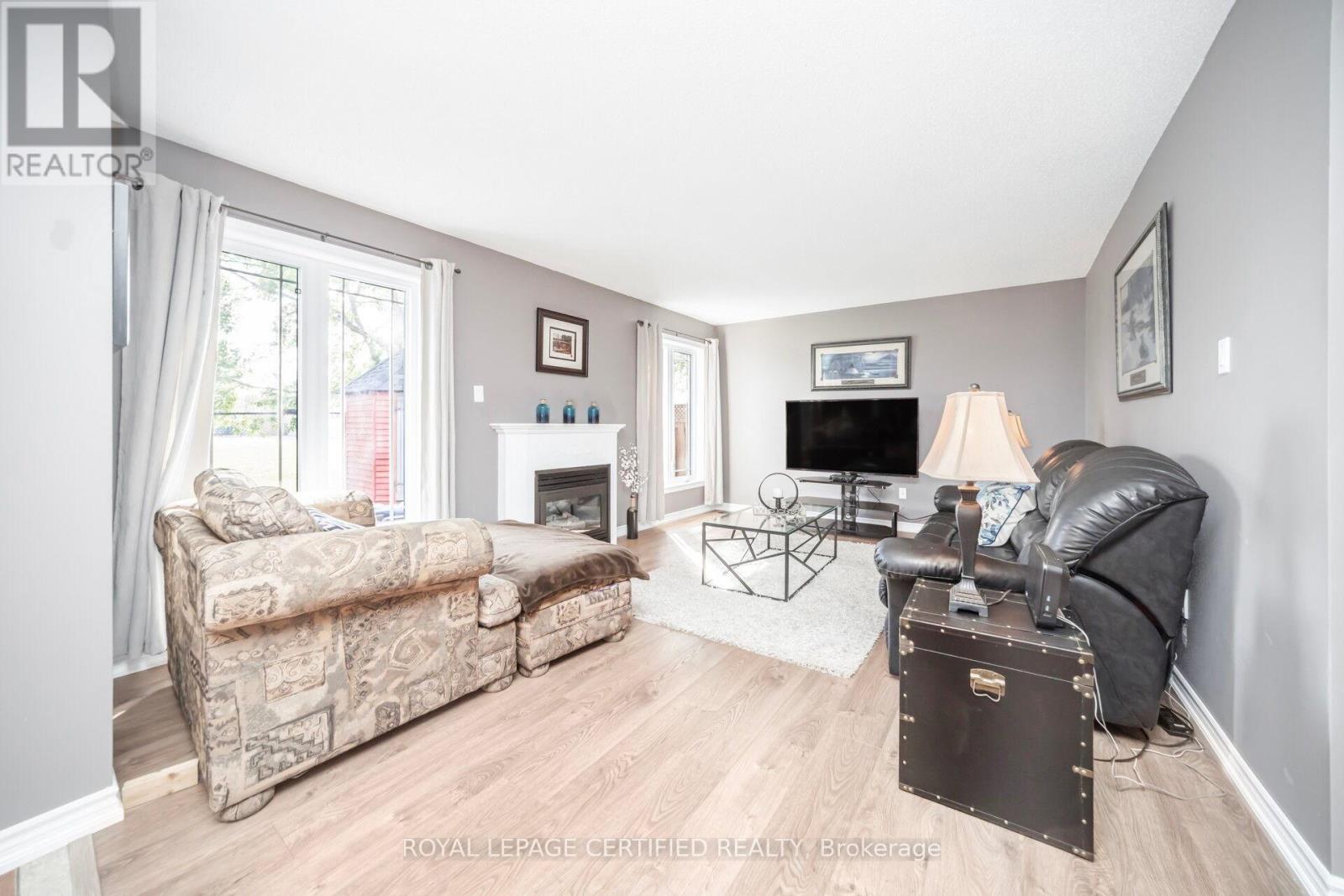 252 Vintage Gate, Brampton, Ontario  L6X 5B7 - Photo 12 - W12334496