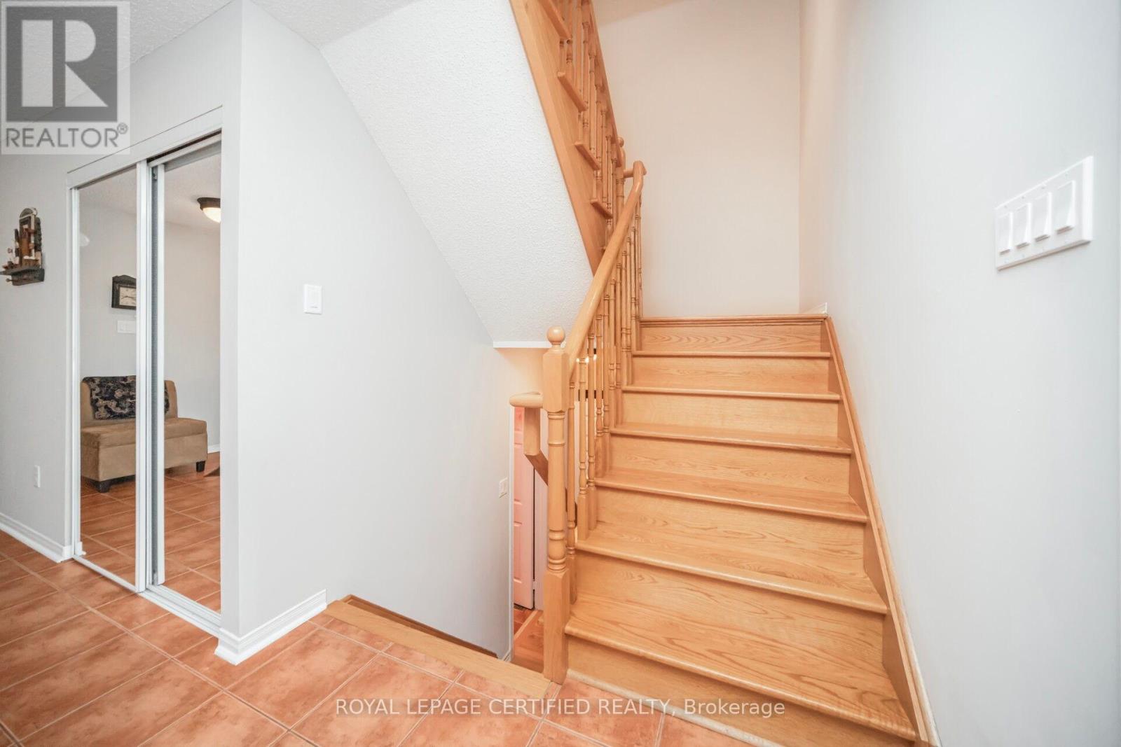 252 Vintage Gate, Brampton, Ontario  L6X 5B7 - Photo 14 - W12334496