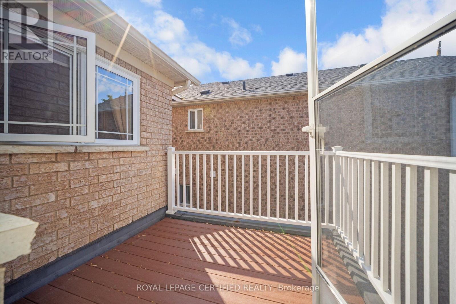 252 Vintage Gate, Brampton, Ontario  L6X 5B7 - Photo 28 - W12334496