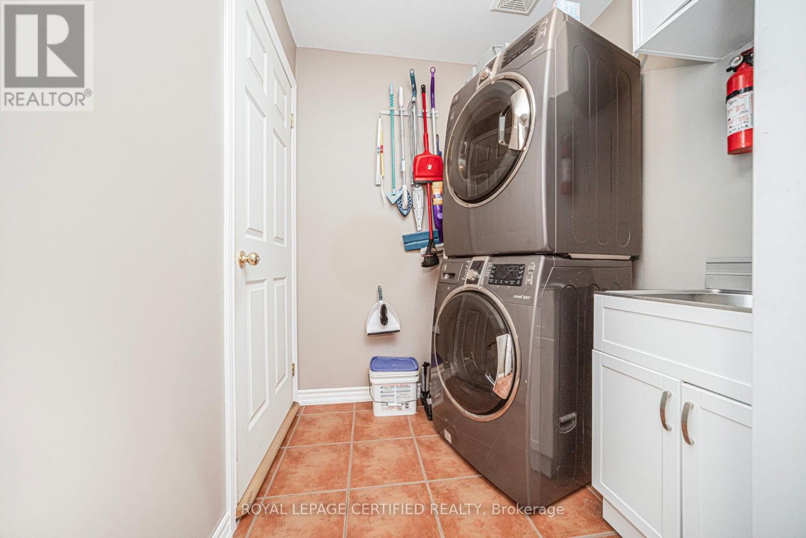 252 Vintage Gate, Brampton, Ontario  L6X 5B7 - Photo 29 - W12334496