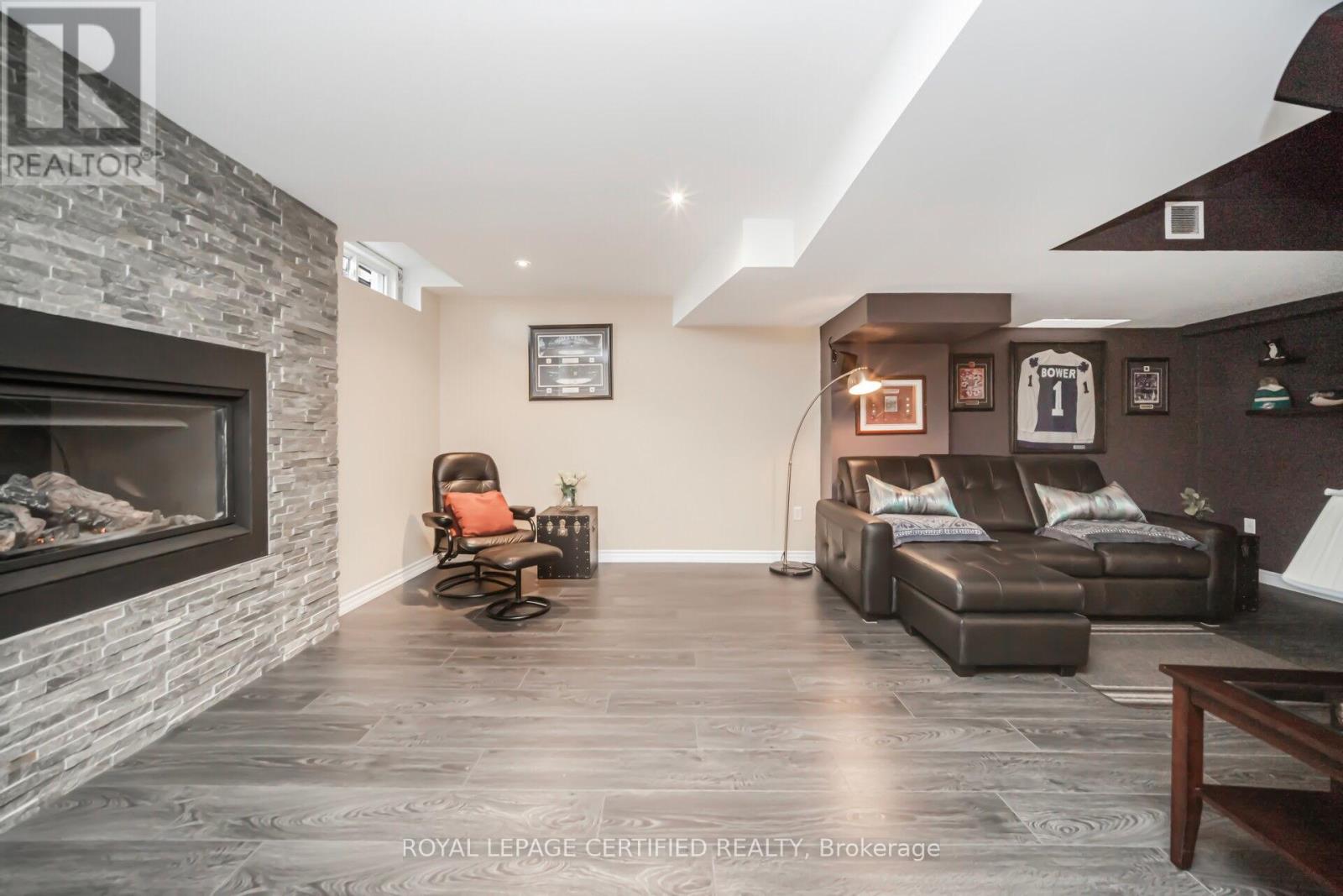 252 Vintage Gate, Brampton, Ontario  L6X 5B7 - Photo 35 - W12334496