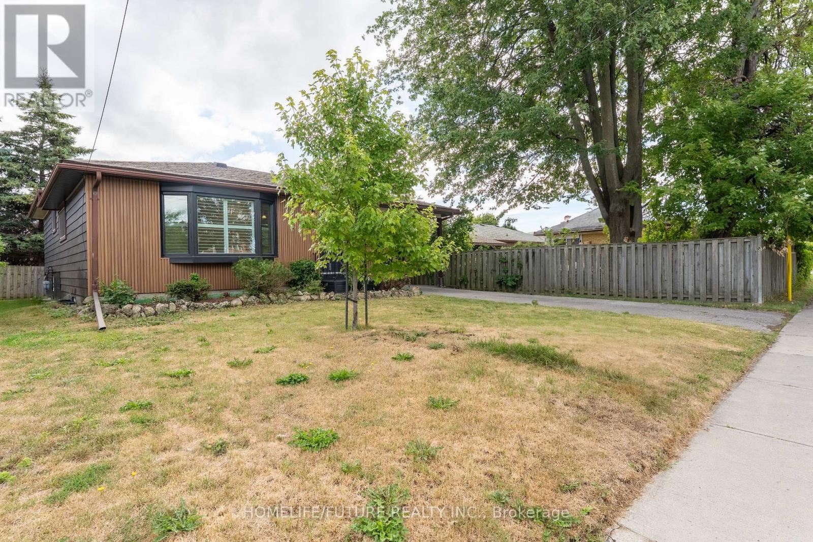 Property at 219 GUELPH STREET image 5