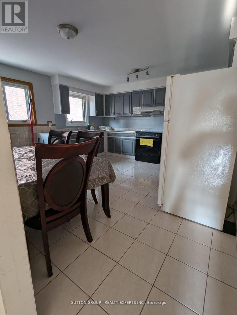 140 - 77 Diana Av Avenue, Brantford, Ontario  N3T 0R6 - Photo 16 - X12372127