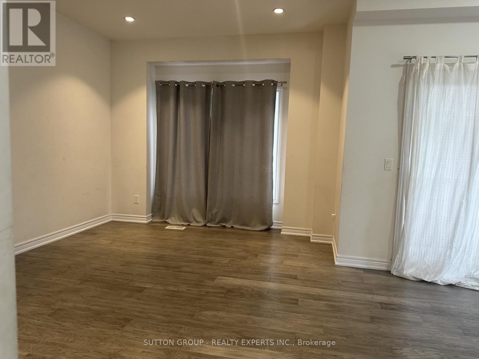 140 - 77 Diana Av Avenue, Brantford, Ontario  N3T 0R6 - Photo 7 - X12372127