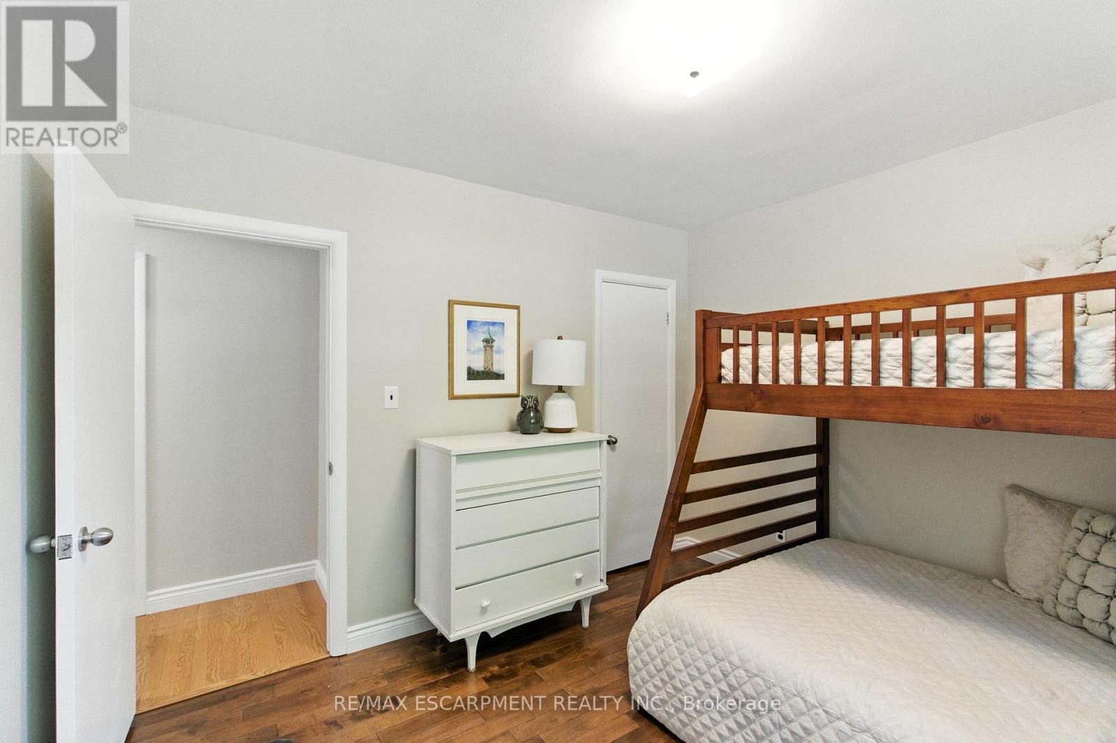 10 Sheffield Avenue, Brantford, Ontario  N3S 6V8 - Photo 21 - X12372142