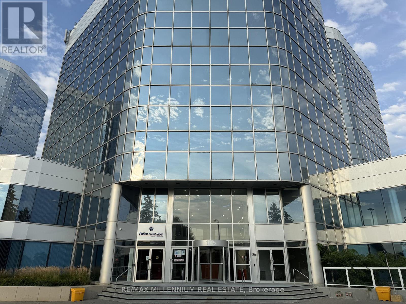 728 - 105 Gordon Baker Road, Toronto, Ontario  M2H 3P8 - Photo 1 - C12370867