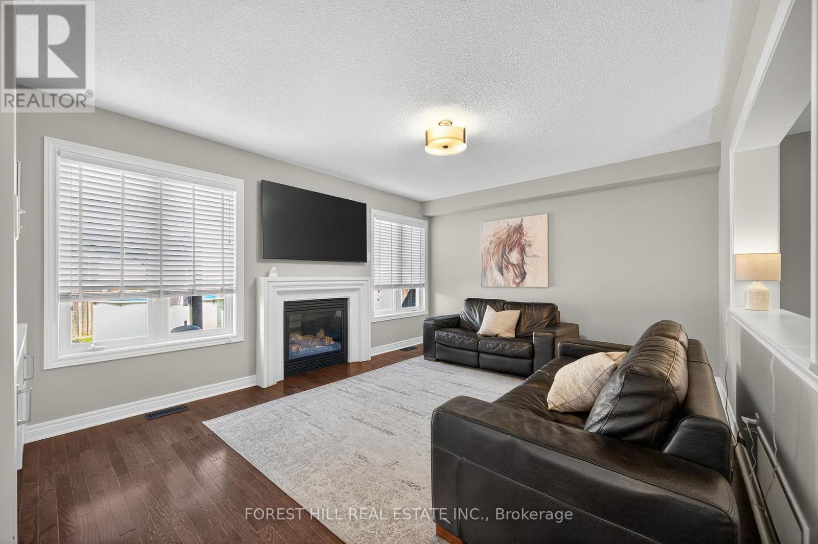 60 Sundragon Trail, Bradford West Gwillimbury (Bradford), Ontario  L3Z 0H5 - Photo 12 - N12371180