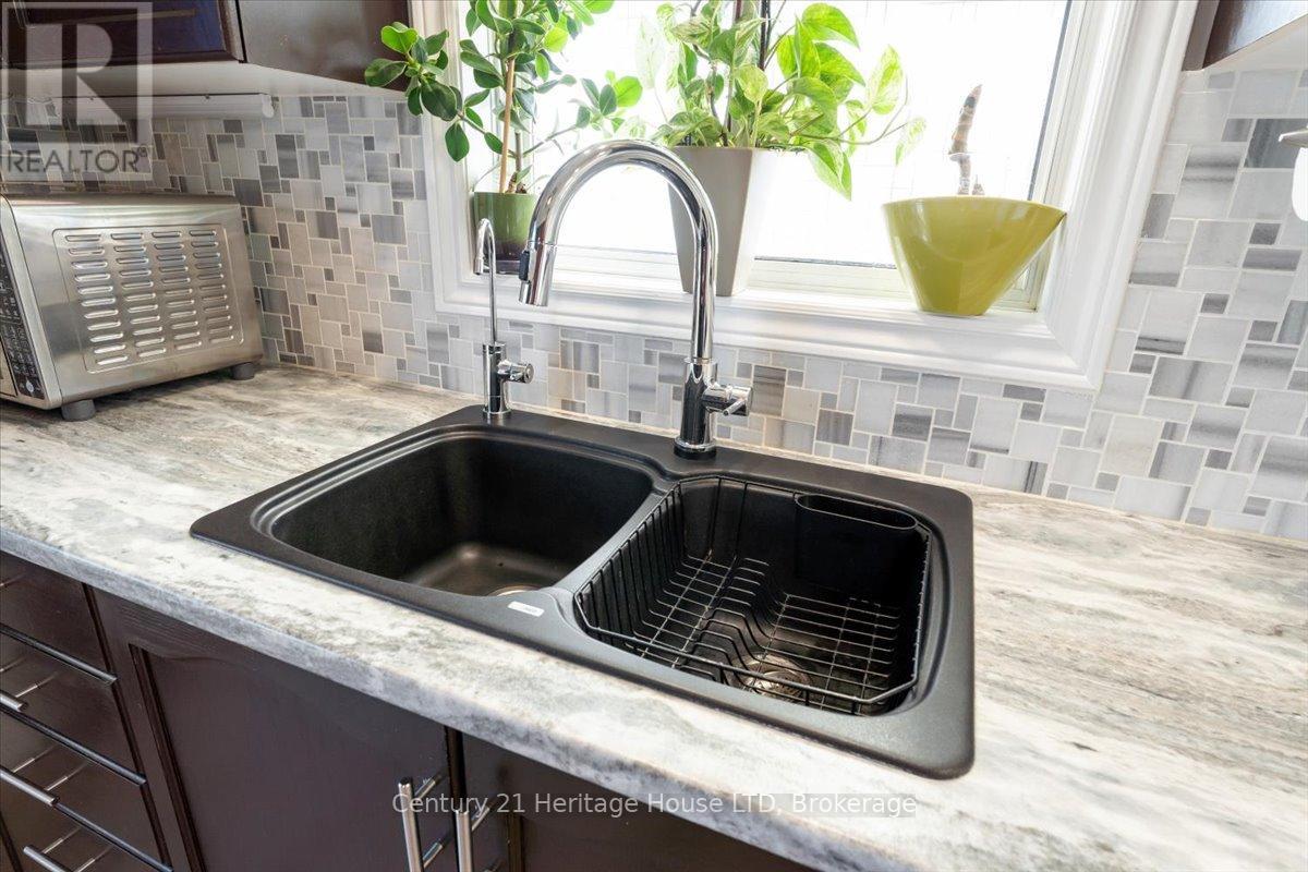 125 Gretel Place, Welland, Ontario  L3C 7H5 - Photo 26 - X12370708