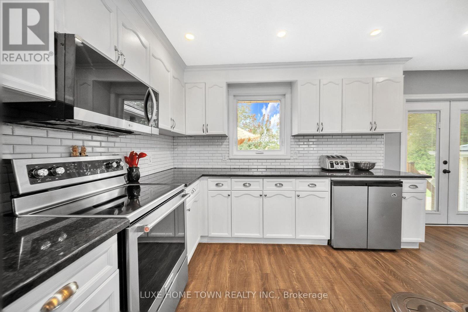 170 Elmslie Place, Centre Wellington, Ontario  N0B 1S0 - Photo 25 - X12371870