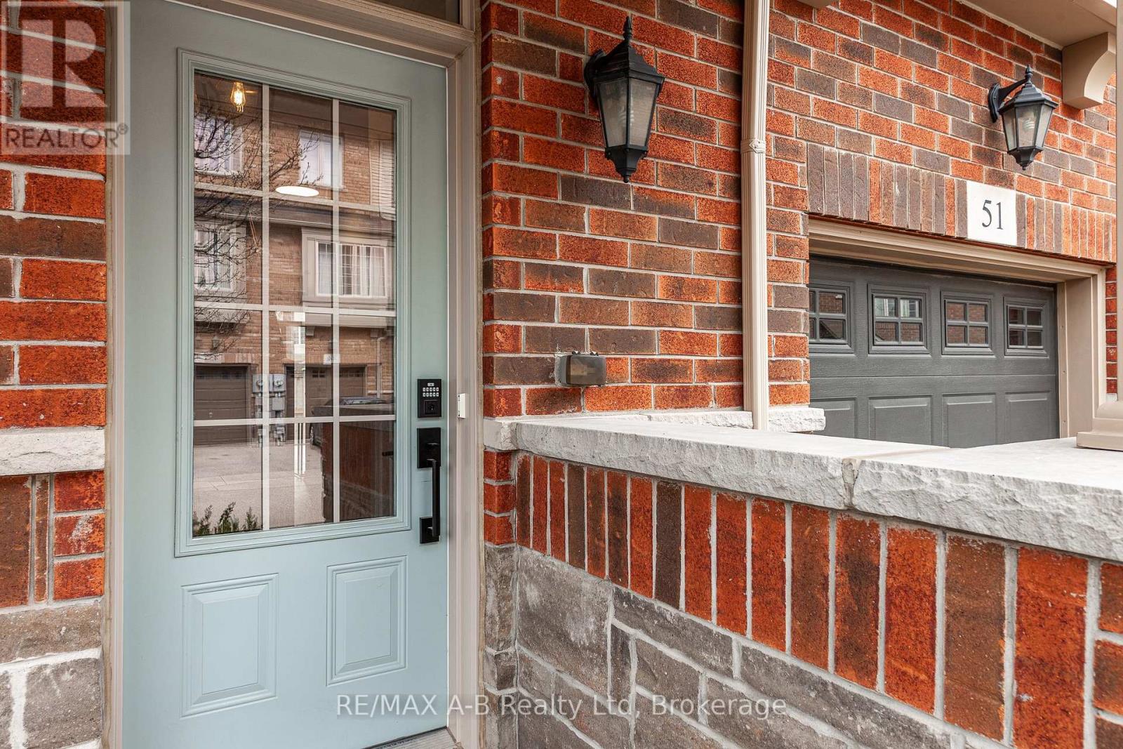 51 - 342 Mill Street, Kitchener, Ontario  N2M 0A4 - Photo 5 - X12372167