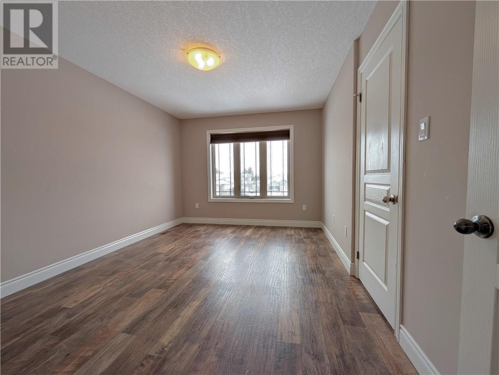 156 Eclipse Crescent, Greater Sudbury, Ontario  P3B 0E6 - Photo 14 - 2124327