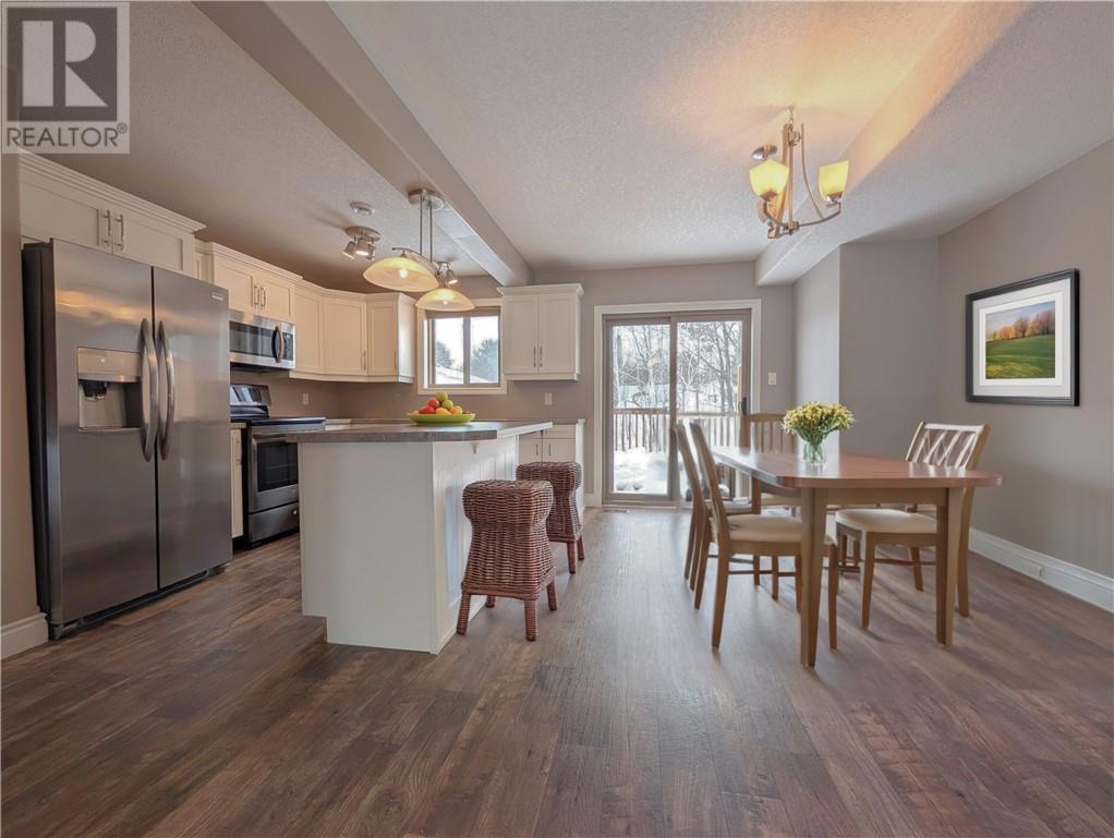 156 Eclipse Crescent, Greater Sudbury, Ontario  P3B 0E6 - Photo 10 - 2124327