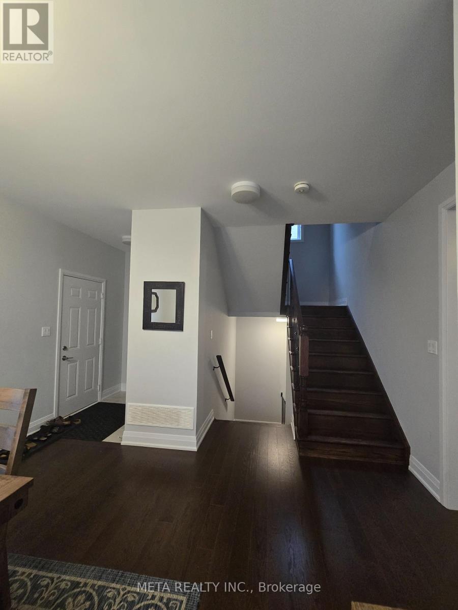 2 Periwinkle Road, Springwater, Ontario  L9X 2E2 - Photo 16 - S12372164
