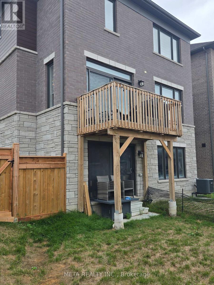 2 Periwinkle Road, Springwater, Ontario  L9X 2E2 - Photo 4 - S12372164