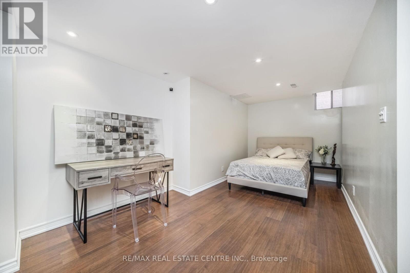 19 Hollowgrove Boulevard, Brampton (Vales Of Castlemore), Ontario  L6P 1B1 - Photo 38 - W12372180