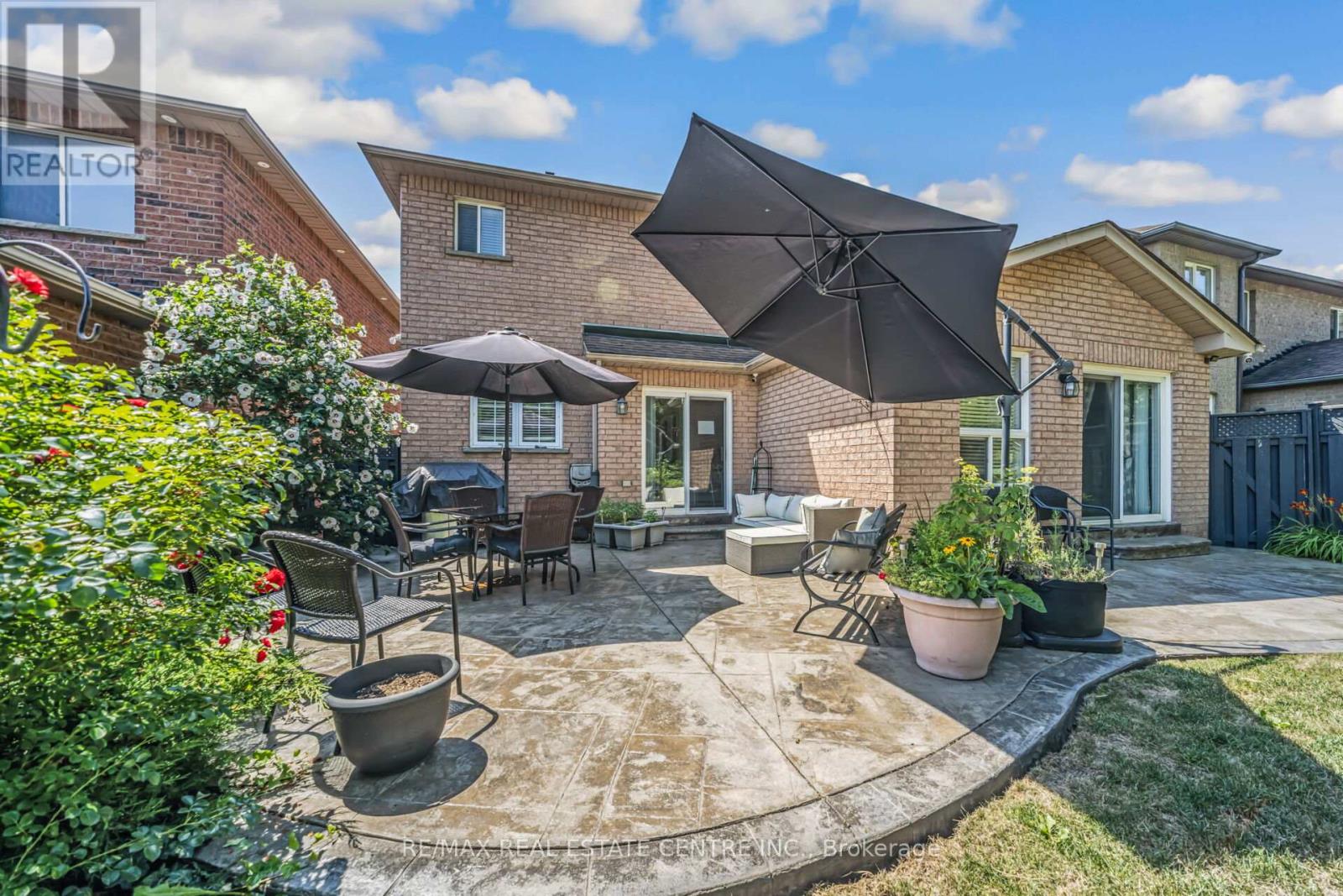 19 Hollowgrove Boulevard, Brampton (Vales Of Castlemore), Ontario  L6P 1B1 - Photo 43 - W12372180