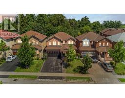 19 Hollowgrove Boulevard, Brampton (Vales Of Castlemore), Ca