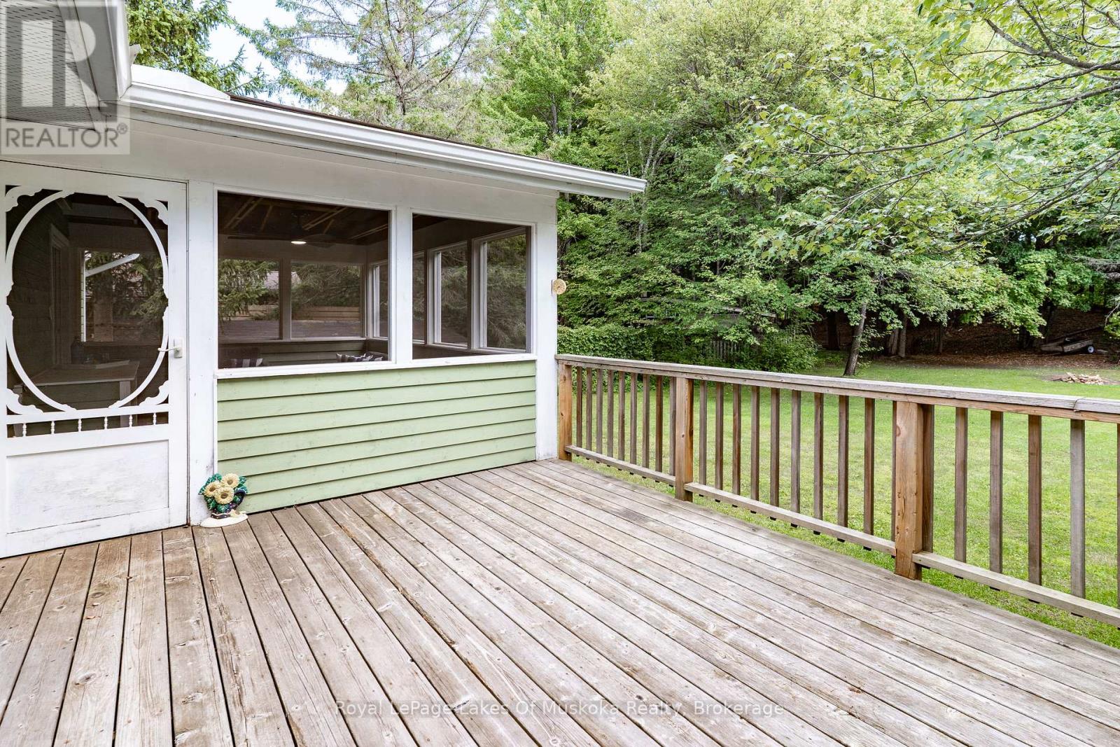 70 Meadow Heights Drive, Bracebridge, Ontario  P1L 1A3 - Photo 17 - X12372183