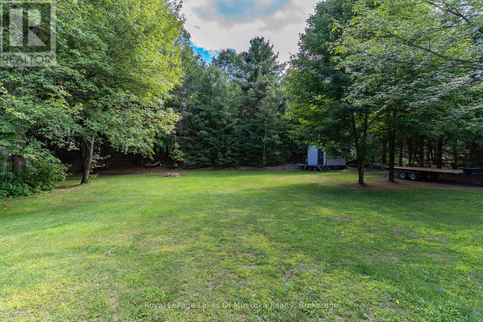 70 Meadow Heights Drive, Bracebridge, Ontario  P1L 1A3 - Photo 38 - X12372183