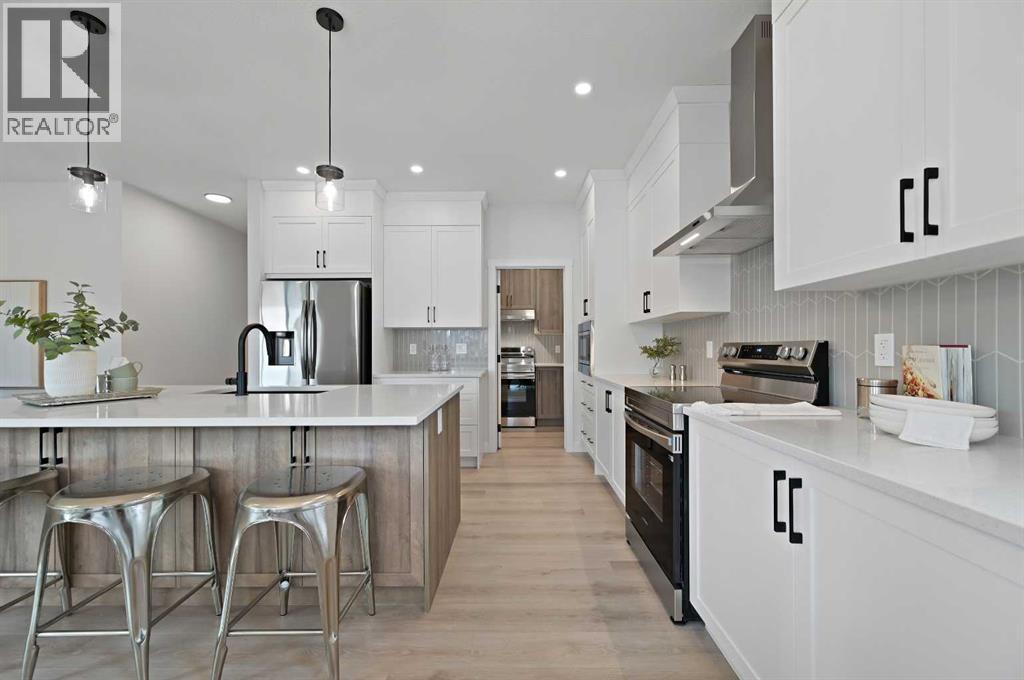 Property at 564 Baywater Manor SW image 5