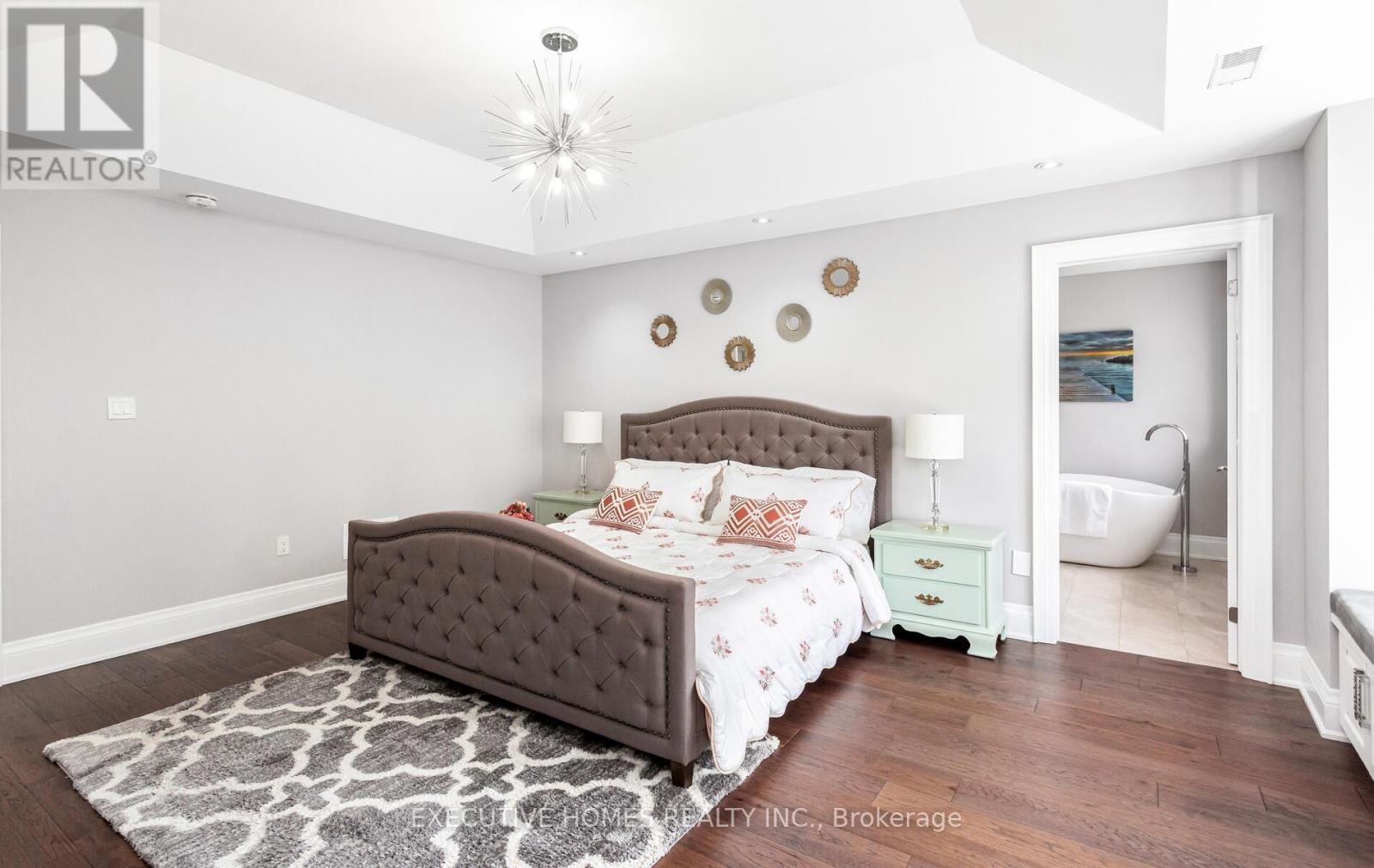 1469 Bridge Road, Oakville, Ontario  L6L 2E2 - Photo 27 - W12371667