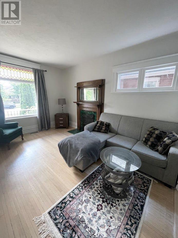 412 Grosvenor Street, London East, Ontario  N5Y 3S4 - Photo 8 - X12372190