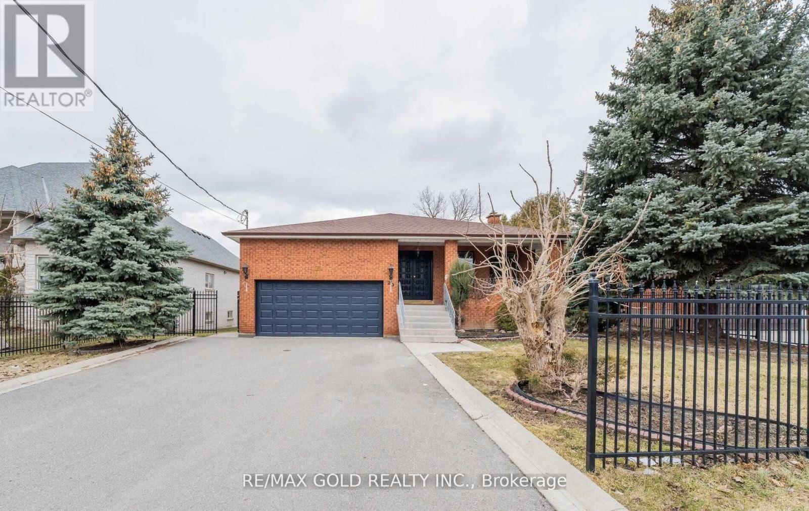 BSMT - 20 GARDEN AVENUE, Richmond Hill, Ontario