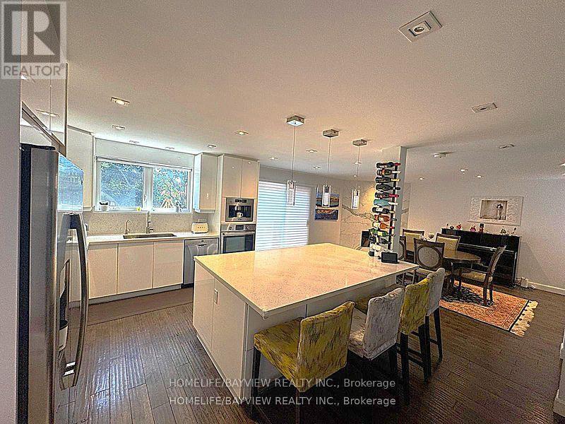 23 Holm Crescent, Markham, Ontario  L3T 5M4 - Photo 12 - N12372219
