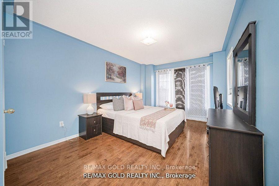 108 Black Forest Drive N, Brampton, Ontario  L6R 2E6 - Photo 19 - W12372200