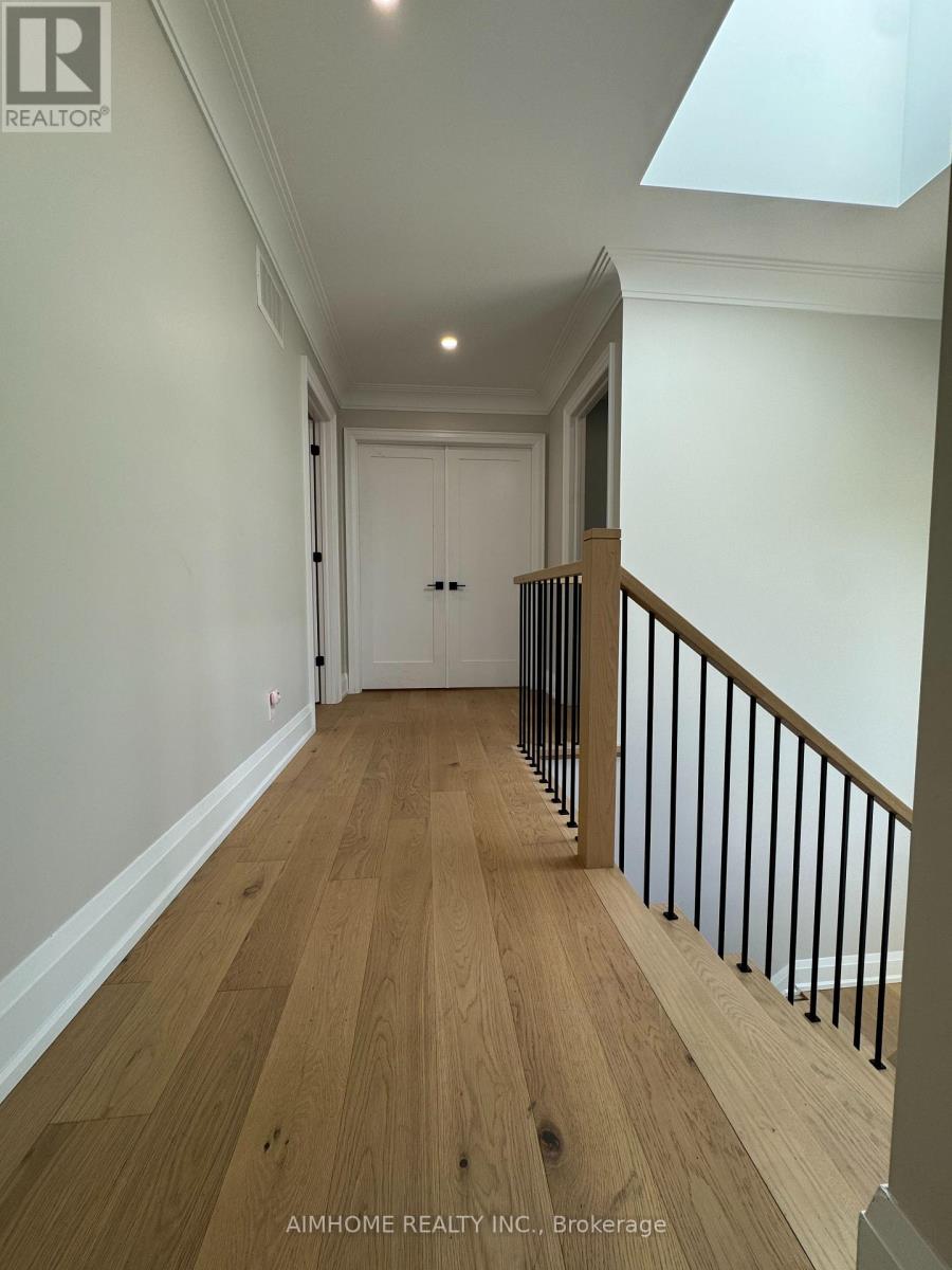 Property at 1104 EDGELEIGH AVENUE image 5