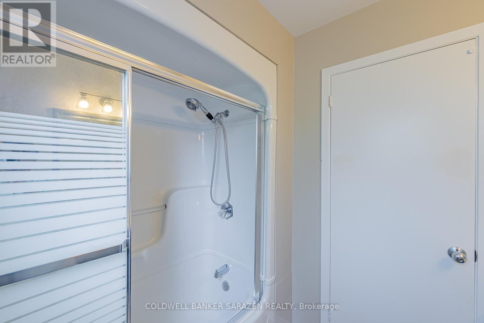 65 - 837 Eastvale Drive, Ottawa, Ontario  K1J 7T5 - Photo 28 - X12372224