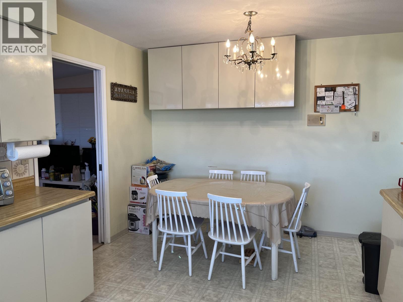 3351 Bentinck Place, Richmond, British Columbia  V7C 4H3 - Photo 7 - R3041563