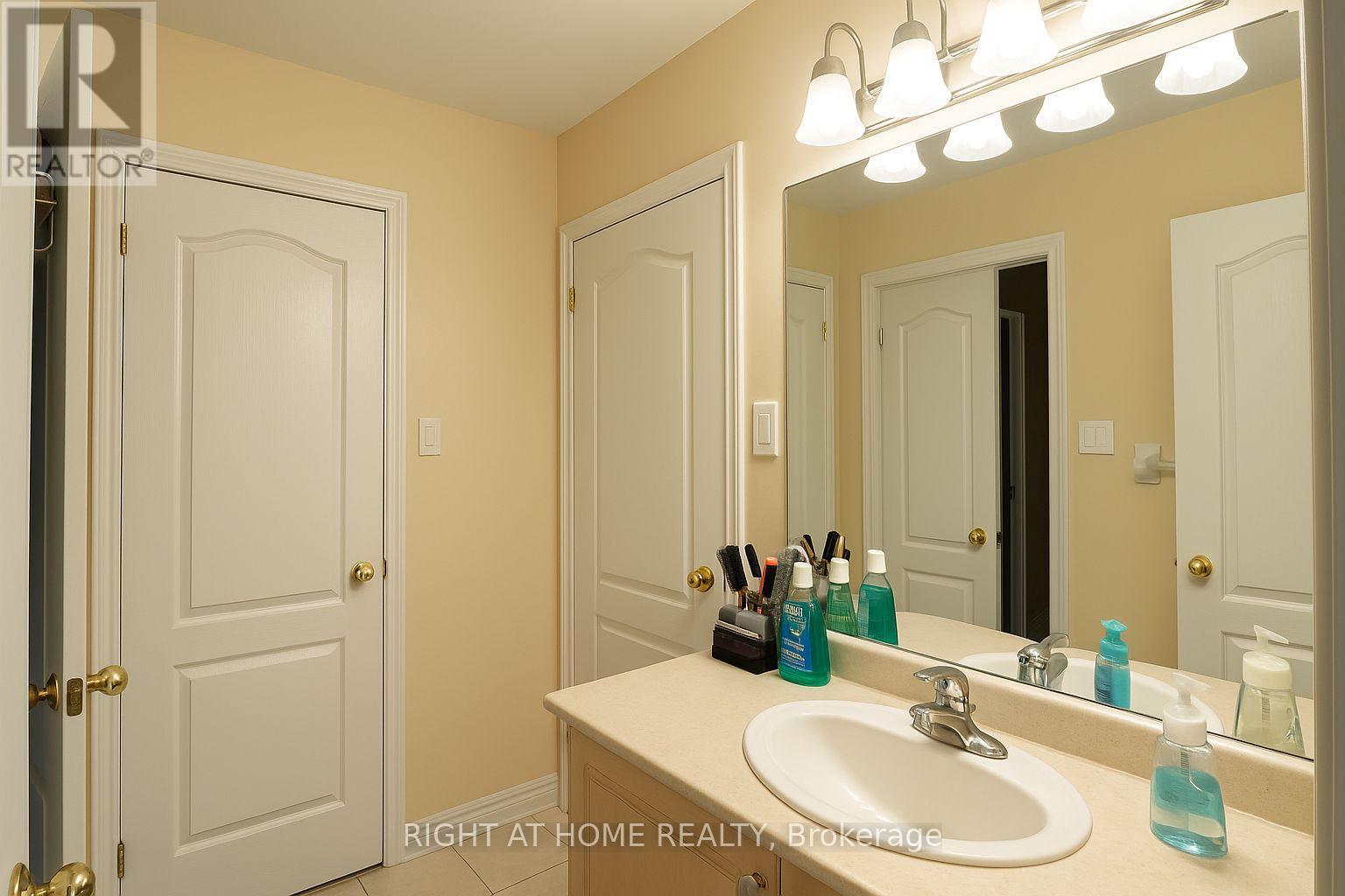 42 Shepstone Drive, Ajax, Ontario  L1Z 0A5 - Photo 22 - E12372254