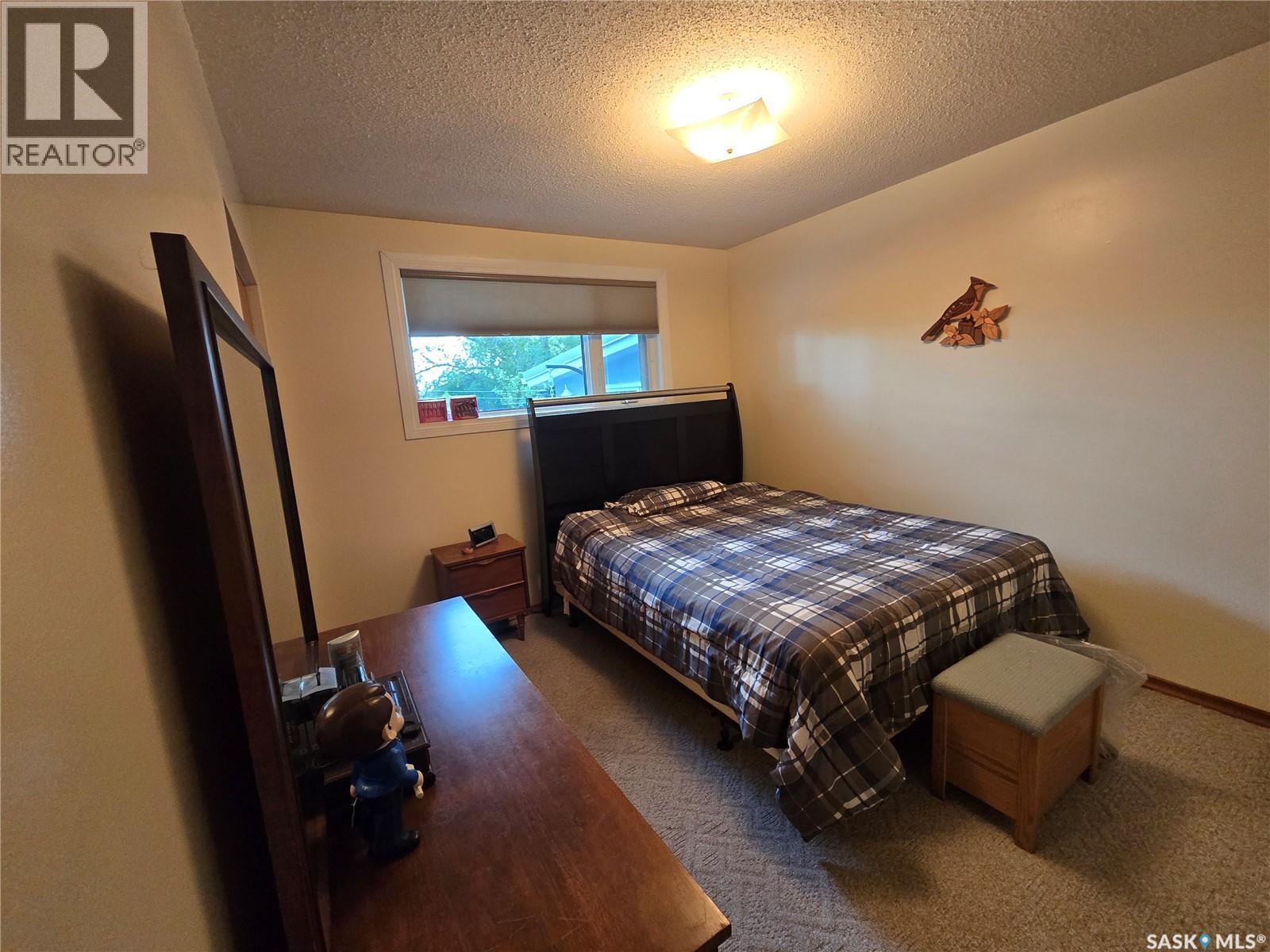 808 Assiniboia Avenue, Stoughton, Saskatchewan  S0G 4T0 - Photo 19 - SK015091