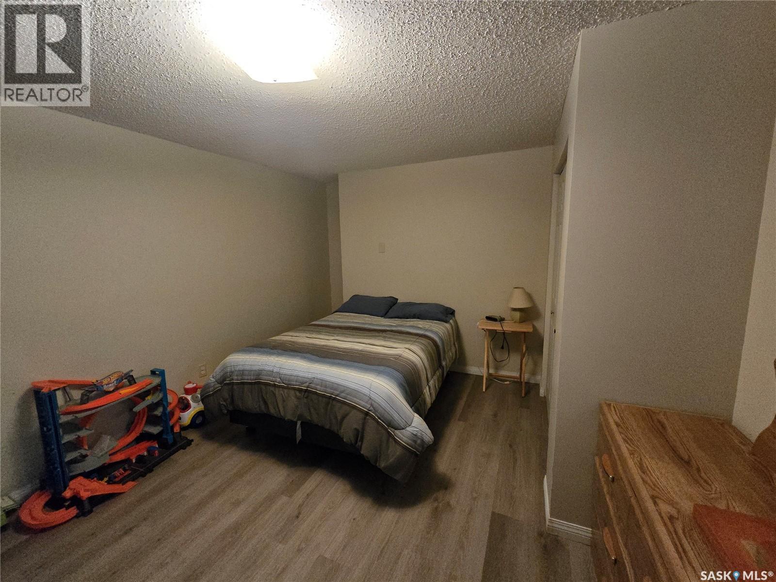 808 Assiniboia Avenue, Stoughton, Saskatchewan  S0G 4T0 - Photo 31 - SK015091
