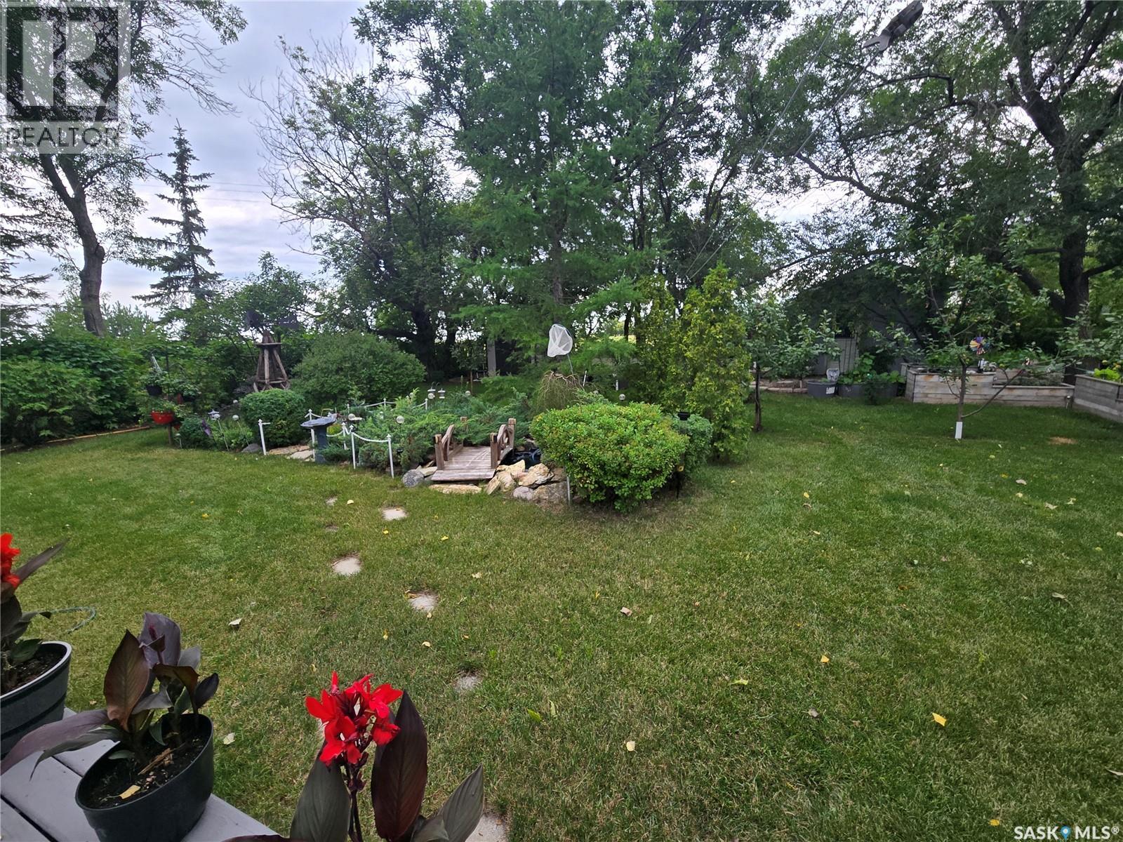 808 Assiniboia Avenue, Stoughton, Saskatchewan  S0G 4T0 - Photo 4 - SK015091
