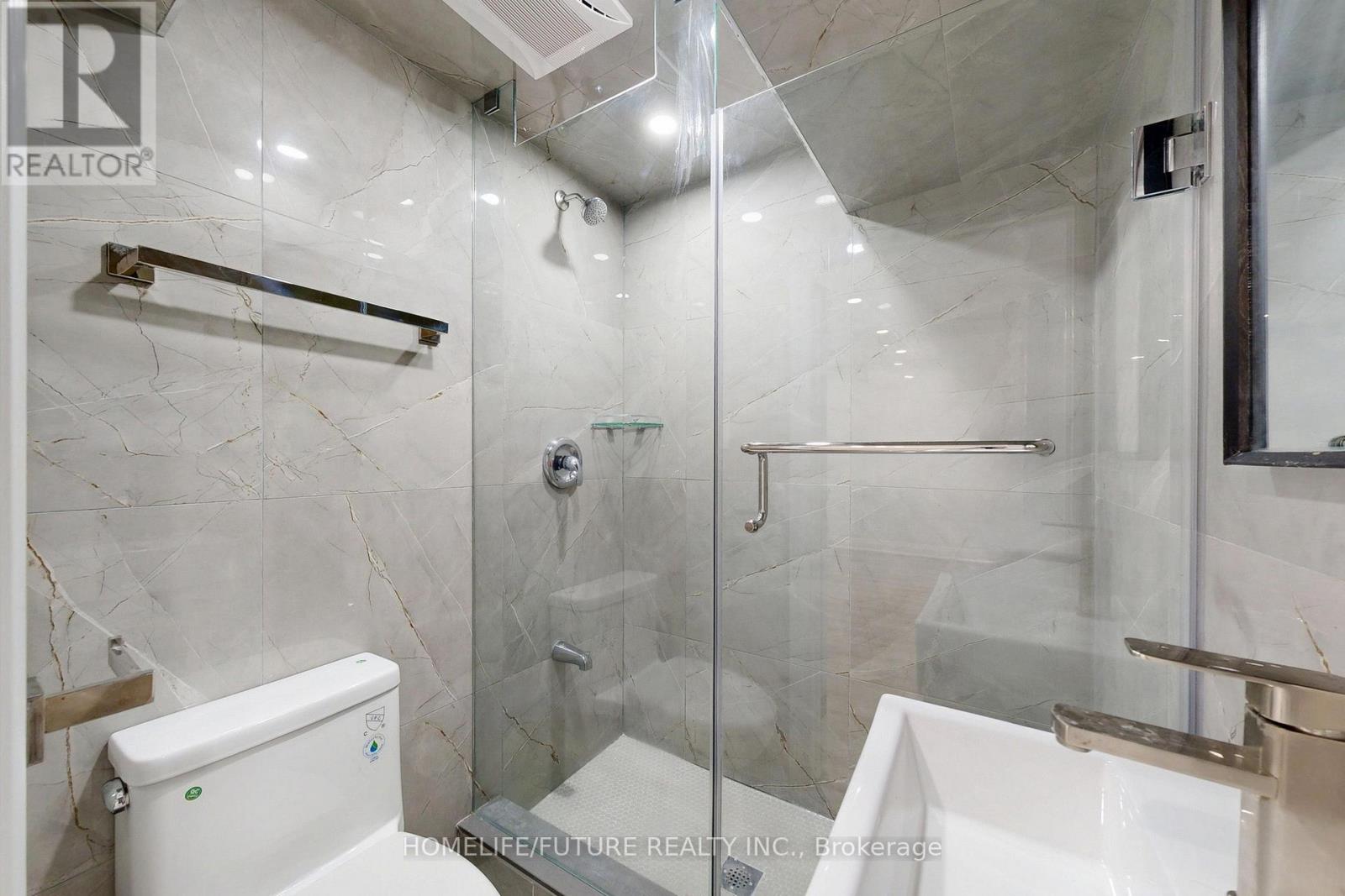65 Heaslip Terrace, Toronto, Ontario  M1T 1W8 - Photo 24 - E12369349