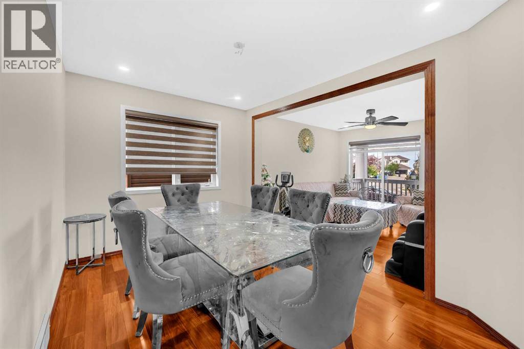 Property at 51 Coral Reef Close NE image 5